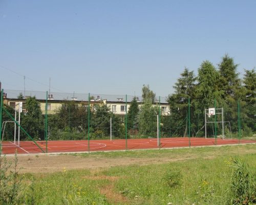 Boisko sportowe, ul. Fredry